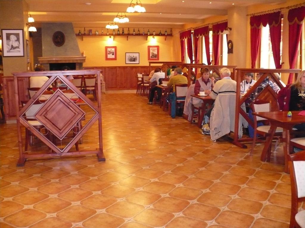 روجومبيروك Motel Ranc المظهر الخارجي الصورة