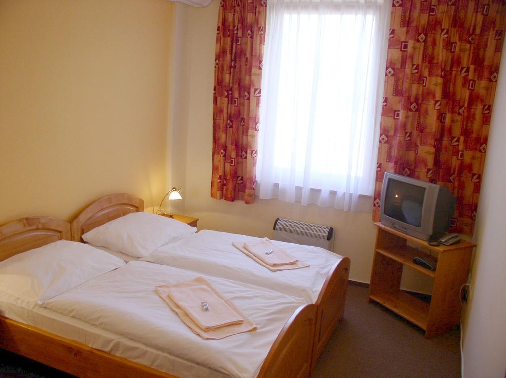 روجومبيروك Motel Ranc المظهر الخارجي الصورة